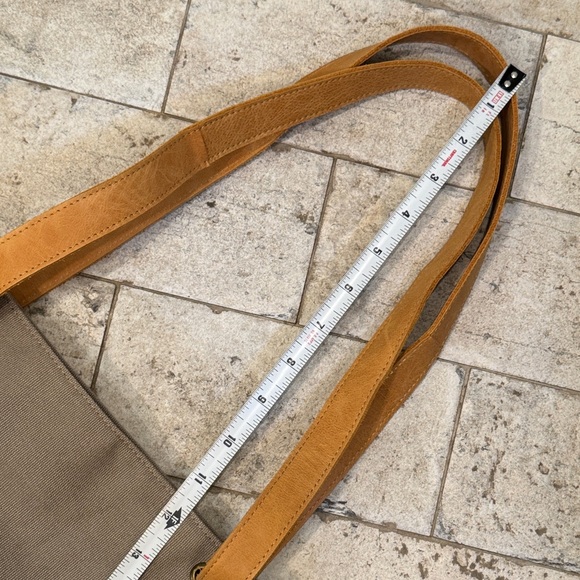 Hearth and Hand w/Magnolia, Grayish khaki Tote Bag Tan vegan slide Straps - Picture 14 of 16